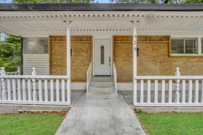 429 James Dr in Longview, TX - Building Photo - Building Photo