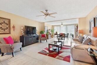 4813 Esedra Ct in Greenacres, FL - Building Photo - Building Photo