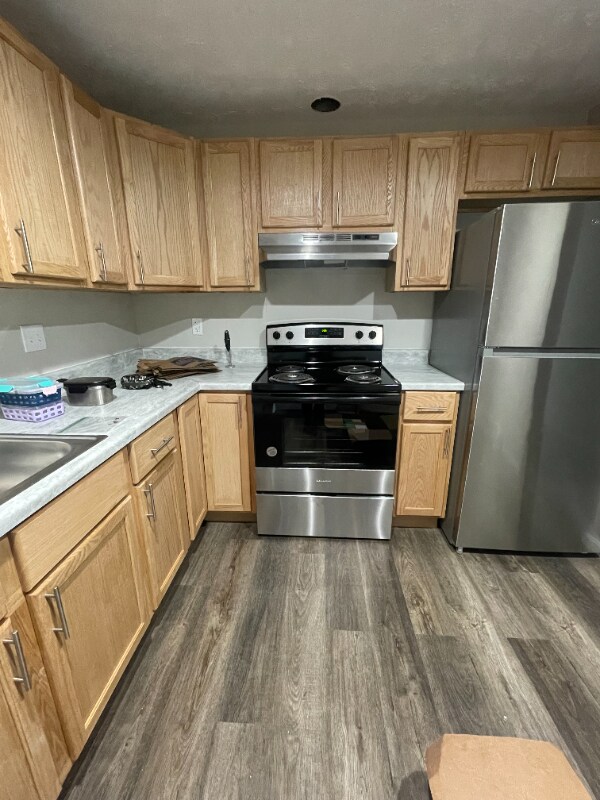 property at 201 Rose Ln St SW