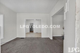 1434 Kedron St in Toledo, OH - Building Photo - Building Photo