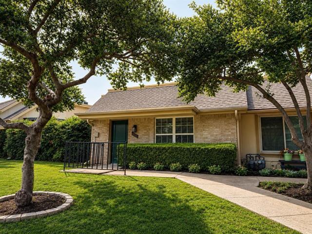 property at 14003 Brookgreen Dr