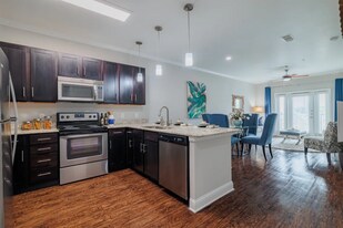 19400 W Bellfort in Richmond, TX - Building Photo