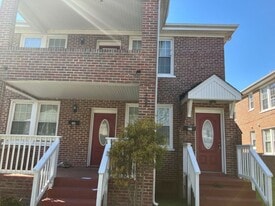 213-215 N Broad St in Suffolk, VA - Building Photo