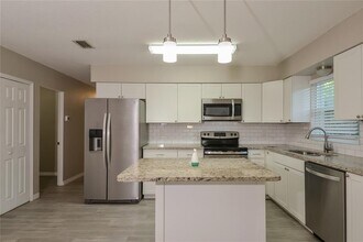 1222 24th Ave W in Palmetto, FL - Building Photo - Building Photo
