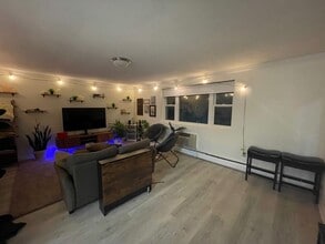 14 Westford St, Unit 6 in Boston, MA - Foto de edificio - Building Photo