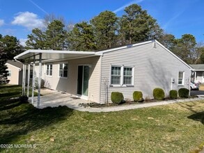 60 Keene St in Manchester Township, NJ - Building Photo - Building Photo