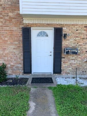 35 San Jacinto Dr in Galveston, TX - Foto de edificio