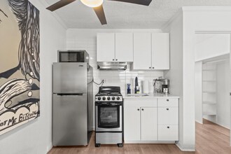 425 2nd St N in St. Petersburg, FL - Building Photo - Building Photo