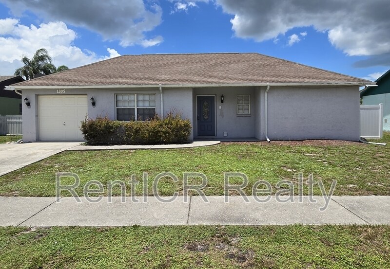 1305 Fuchsia Dr in Holiday, FL - Foto de edificio