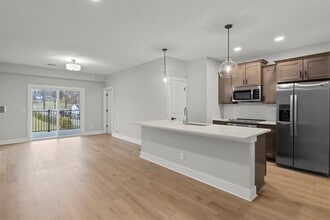 1155 Marina Pkwy in Macedon, NY - Building Photo - Building Photo