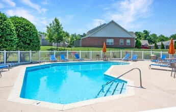 Willow Creek Apartments in Mount Juliet, TN - Building Photo - Building Photo