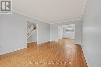 1677 Baseline Rd in Ottawa, ON - Building Photo - Building Photo