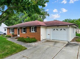 1523 Pilgrim St in Green Bay, WI - Building Photo