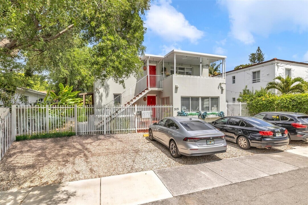 515 NE 63rd St in Miami, FL - Building Photo