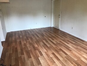 1735 N Rhodes St, Unit 237 in Arlington, VA - Foto de edificio - Building Photo