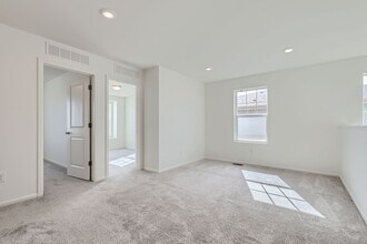 21141 E 63rd Dr in Aurora, CO - Building Photo - Building Photo