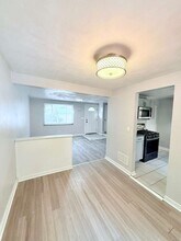 8181 Chaske St in Verona, PA - Building Photo - Building Photo