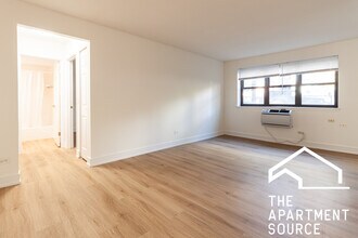 441 W Barry Ave in Chicago, IL - Building Photo - Building Photo