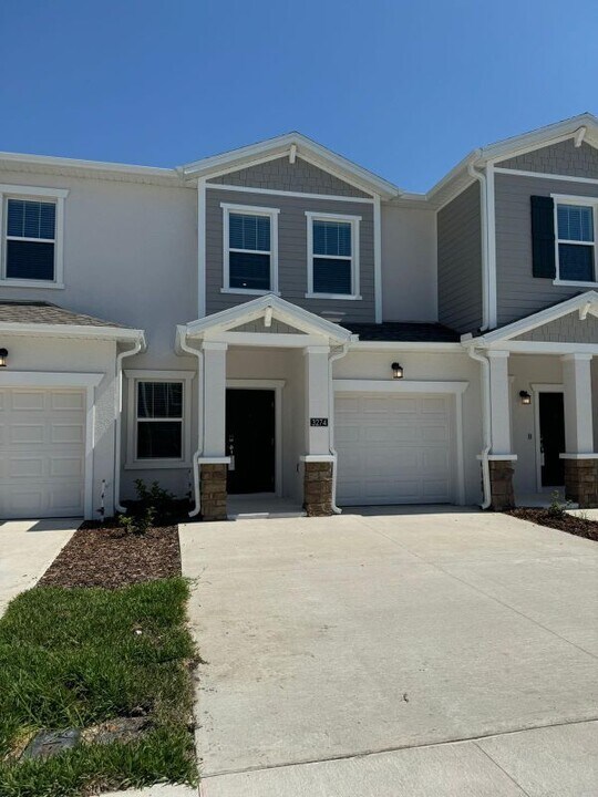 3274 Laurent Lp in Davenport, FL - Building Photo