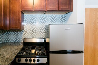 553 W Arlington Pl in Chicago, IL - Building Photo - Building Photo