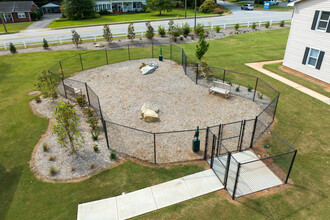 The Bradford Apartments in Greer, SC - Foto de edificio - Building Photo