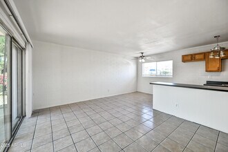 1710 E Ocotillo Rd in Phoenix, AZ - Building Photo - Building Photo