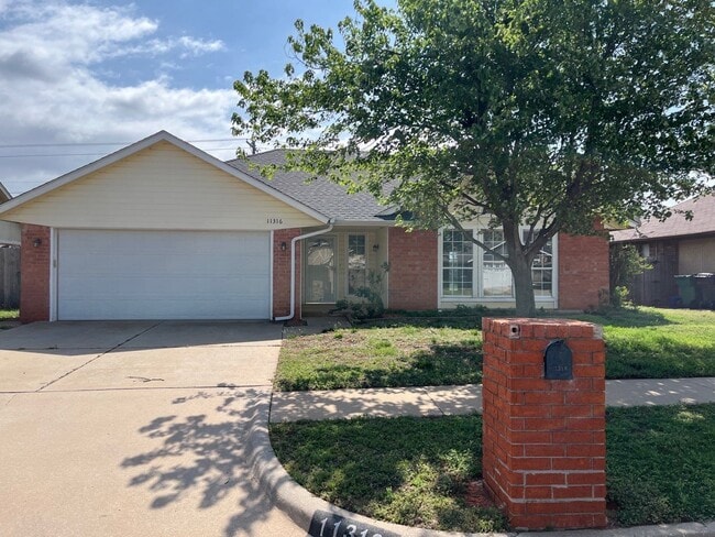 property at 11316 Cimarron Dr