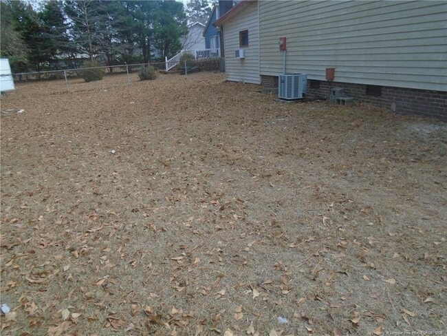 103 Alexander Ln in Spring Lake, NC - Building Photo - Building Photo