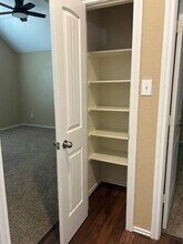 25111 Country Gate Dr in Tomball, TX - Building Photo - Building Photo