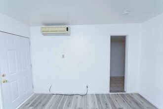 2472 Oneida St-Unit -2472 1/2 in Pasadena, CA - Building Photo - Building Photo