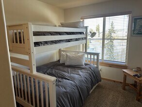 424 Wolf Park Ln in Winter Park, CO - Foto de edificio - Building Photo