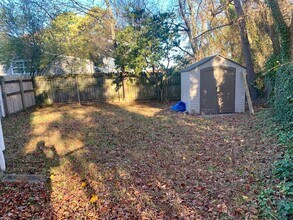 240 Burgoyne Rd in Norfolk, VA - Building Photo - Building Photo