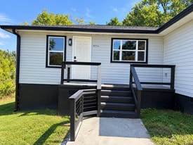 2031 Officer St in Cleveland, TN - Building Photo