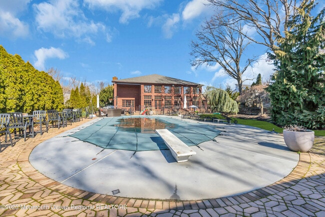 13 Valley Forge Rd in Eatontown, NJ - Building Photo - Building Photo