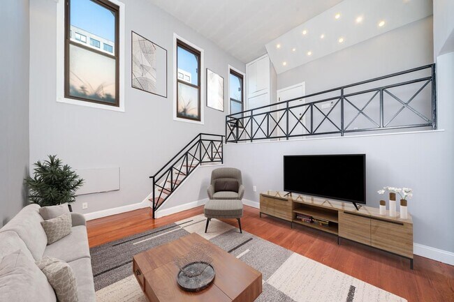 211 14th St in Hoboken, NJ - Building Photo - Building Photo
