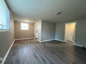 1100 S 25th St in Lincoln, NE - Building Photo - Building Photo