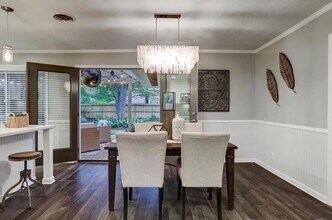 6022 Woodbrook Ln in Houston, TX - Building Photo - Building Photo