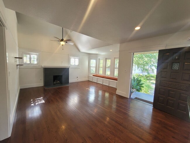 437 Enslen Park Ct in Modesto, CA - Building Photo - Building Photo