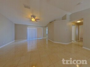 13235 Moonflower Ct in Clermont, FL - Building Photo - Building Photo