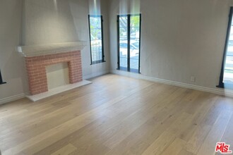 6236 Orange St in Los Angeles, CA - Building Photo - Building Photo