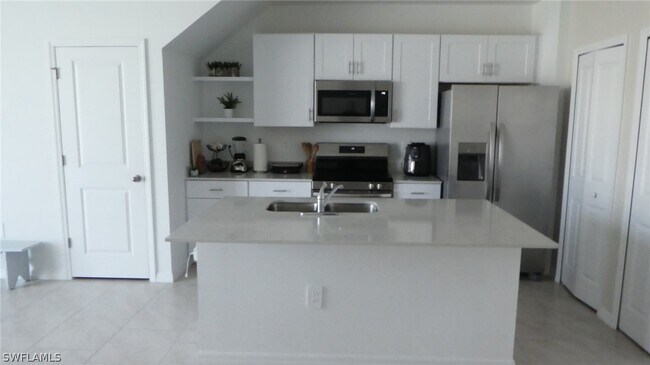 4275 Cirella Ct in North Fort Myers, FL - Building Photo - Building Photo