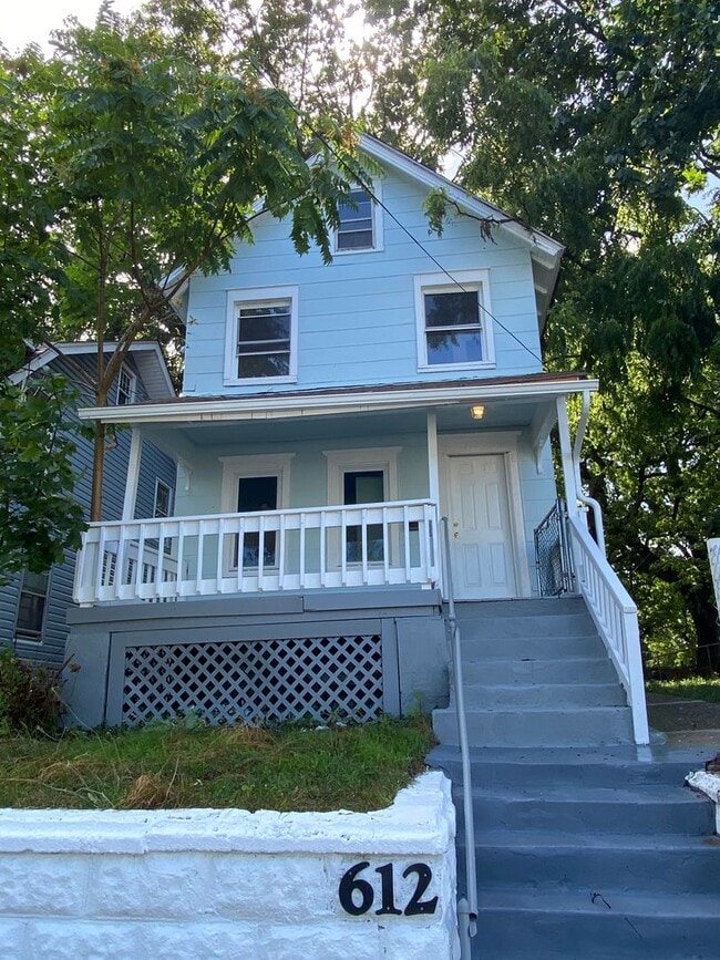 property at 613 Pine St