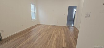 78-29 68th Ave in Queens, NY - Building Photo