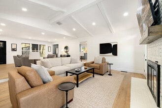 89 Mayfair Dr in Bella Vista, AR - Building Photo - Building Photo