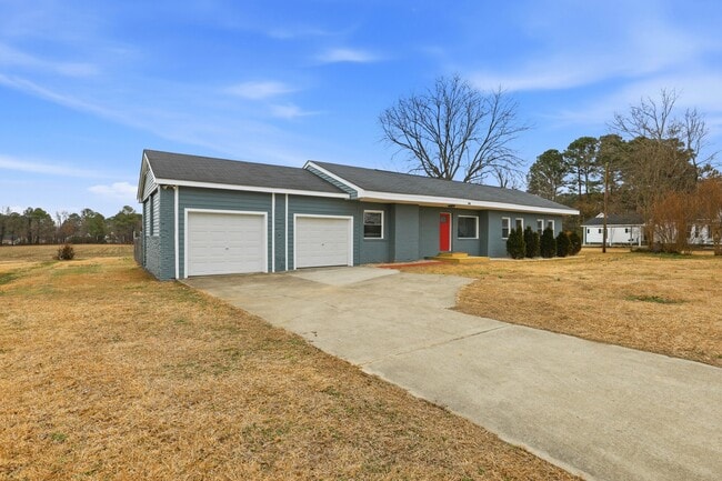 121 Church of God Rd in Goldsboro, NC - Building Photo - Building Photo