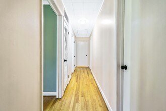 1510 Crescent Dr in Elizabeth City, NC - Building Photo - Building Photo