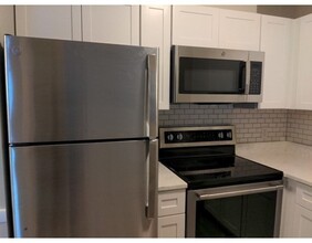 245 Sea St in Quincy, MA - Building Photo - Building Photo