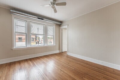 4001 W Montrose Ave, Unit 2 in Chicago, IL - Building Photo