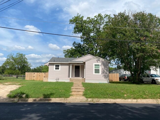 property at 1811 Garfield St