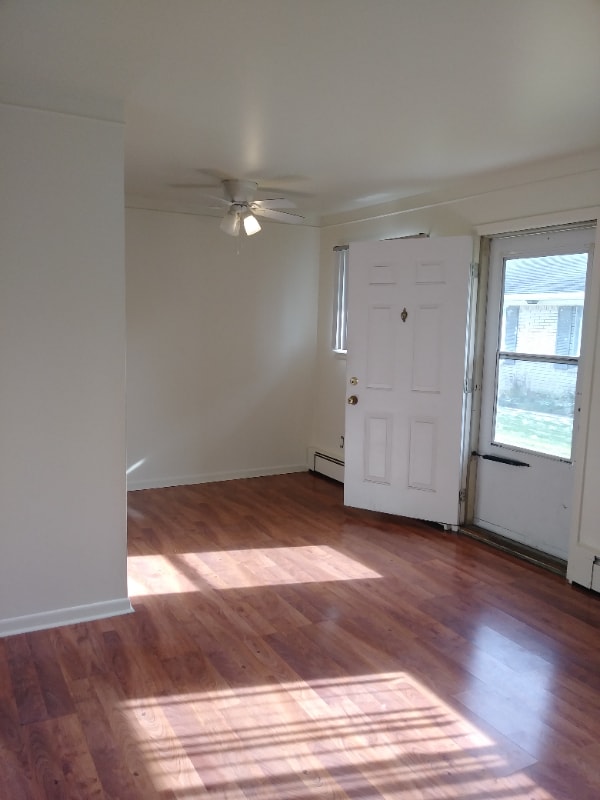 3831 Devon Rd in Royal Oak, MI - Building Photo - Building Photo